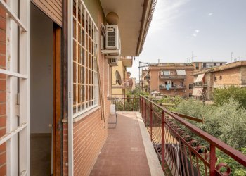 0F5A9944-HDR - Apartment Via San Biagio Platani, Roma (neighborhood Borghesiana) - photo 14