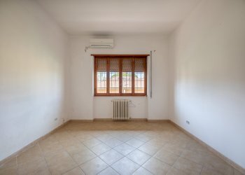 0F5A9980-HDR - Apartment Via San Biagio Platani, Roma (neighborhood Borghesiana) - photo 23