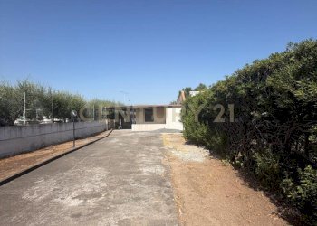 8353E03F-E317-4B80-A5BC-2123F2825BA7 - Villa Contrada Castelluccio, Augusta - foto 29