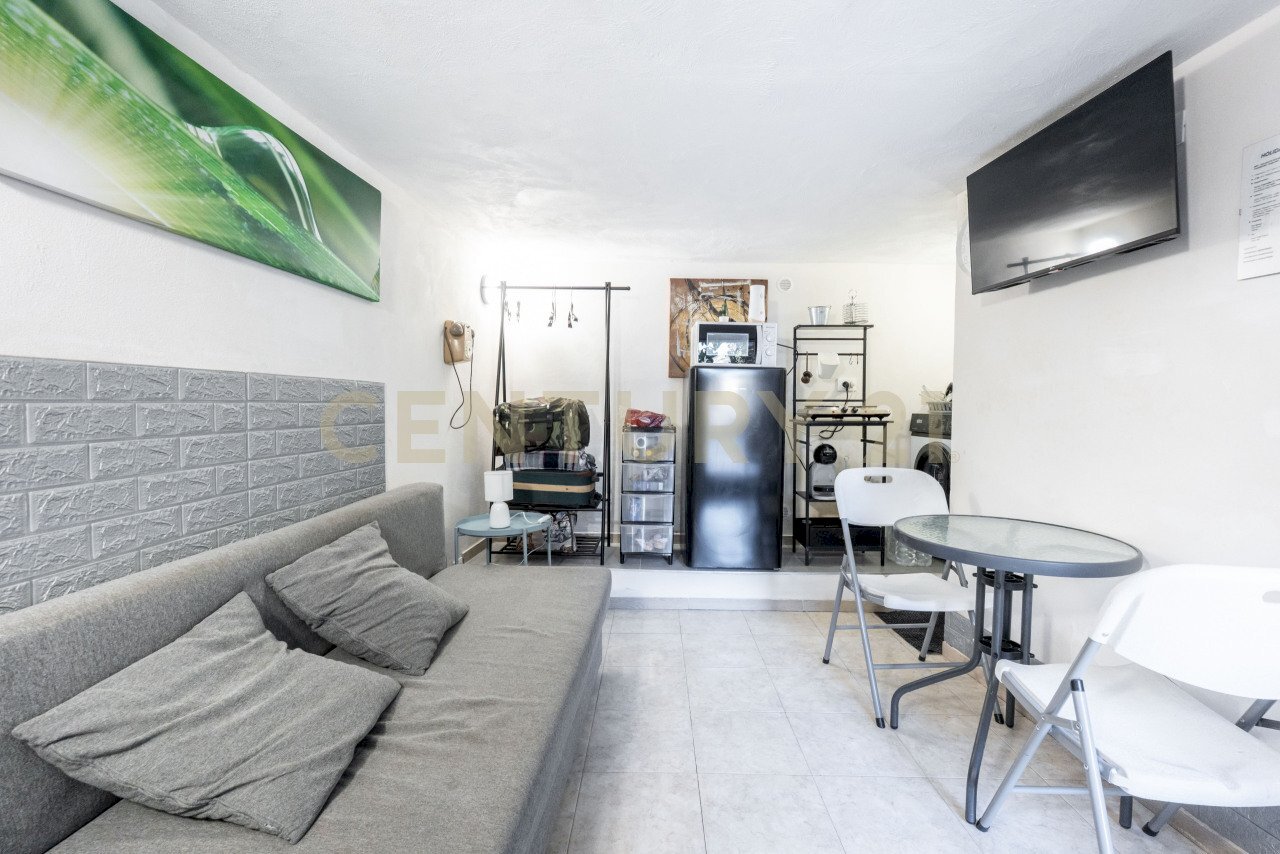 2104_1.jpg - Two-room apartment Via Livorno 87, Aci Castello - photo 1