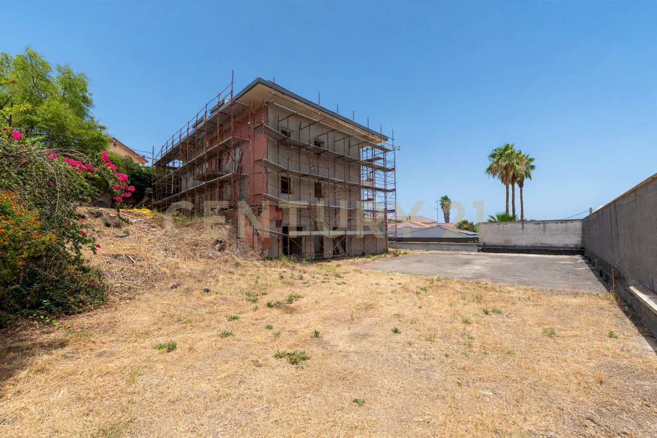 Palazzo in costruzione (1) - Casa indipendente Via Giacomo Puccini 118, Mascalucia - foto 3