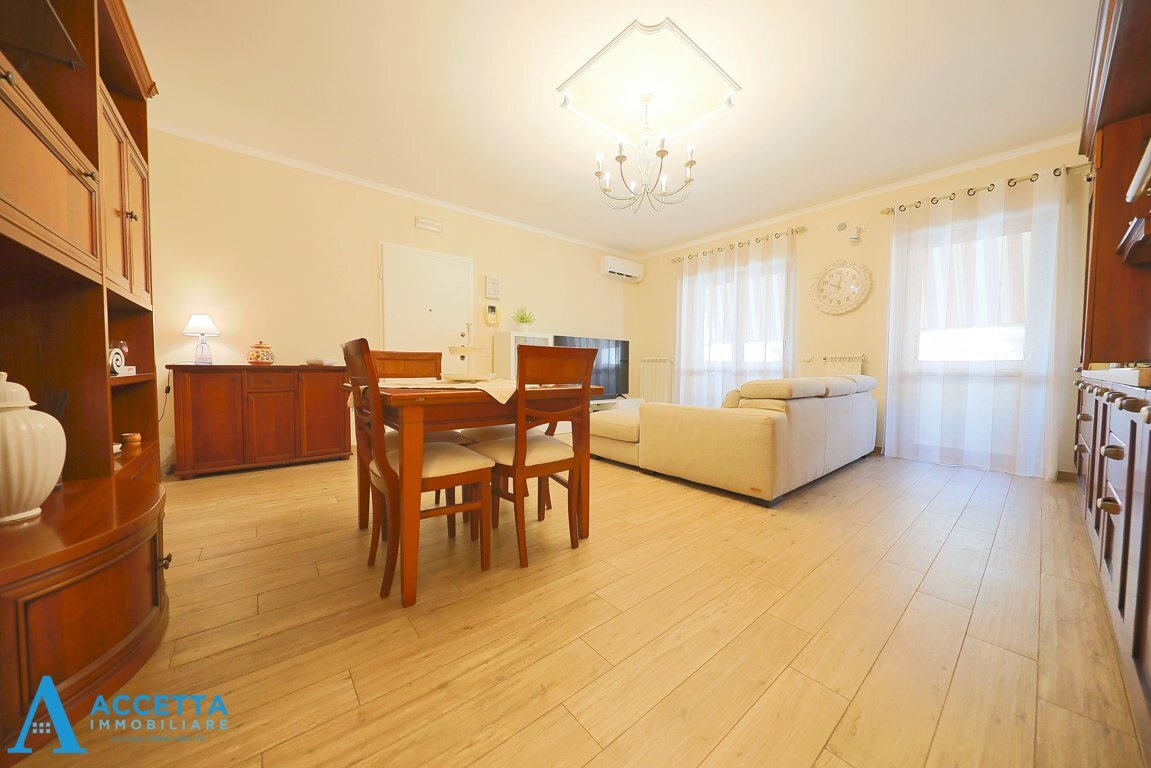 Living - Appartamento Via Sciabelle 8, Taranto - foto 3