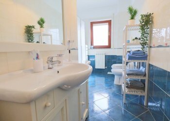 Bagno - Appartamento Via Sciabelle 8, Taranto - foto 12
