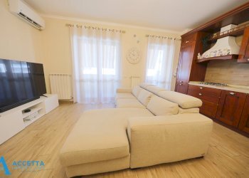 Living - Appartamento Via Sciabelle 8, Taranto - foto 19