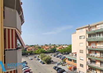 Balcone - Appartamento Via Sciabelle 8, Taranto - foto 21
