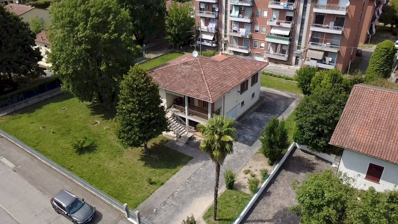 VISTA DALL\'ALTO - Villa Via Gramsci 8, Sissa Trecasali - foto 1