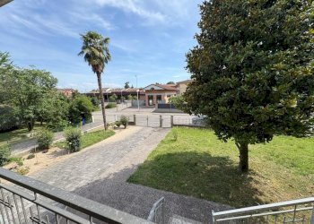 INGRESSO CARRABILE ED AREA CORTILIVA - Villa Via Gramsci 8, Sissa Trecasali - foto 28
