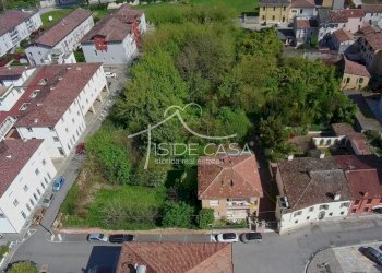 Building land Mantova - photo 4