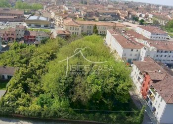 Building land Mantova - photo 8