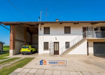 Casa indipendente Genola - foto 1