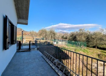 Appartamento in Villa strada comunale colle camarra, frazione Salietto, Isernia - foto 9