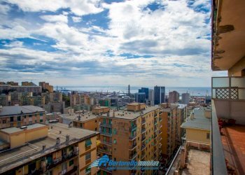 Trilocale Genova (zona Sampierdarena) - foto 1