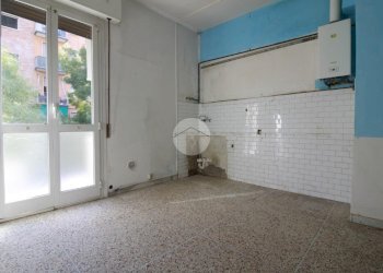 Two-room apartment Via de' Carracci, Casalecchio di Reno - photo 3