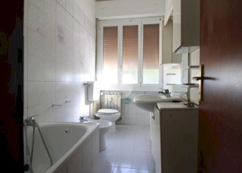 Two-room apartment Via de' Carracci, Casalecchio di Reno - photo 12