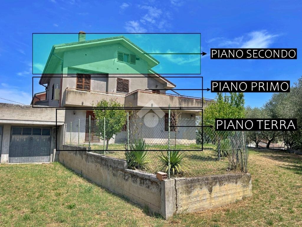 Porzione di casa Str. Santa Barbara, Tavullia - foto 1