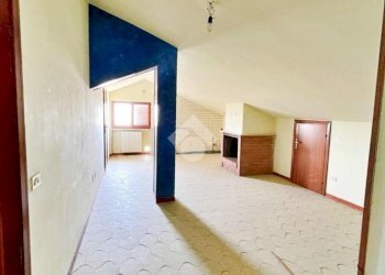 Porzione di casa Str. Santa Barbara, Tavullia - foto 6