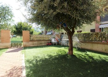 Trilocale Via don pino puglisi, Casalgrande - foto 5