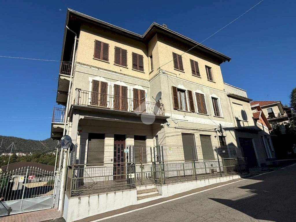 One-room apartment Via Michelangelo Peroglio, Lanzo Torinese - photo 1