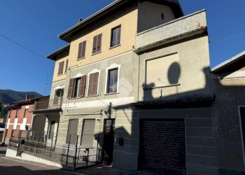 One-room apartment Via Michelangelo Peroglio, Lanzo Torinese - photo 2
