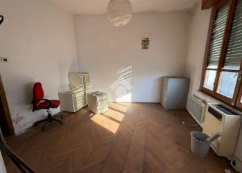 One-room apartment Via Michelangelo Peroglio, Lanzo Torinese - photo 4