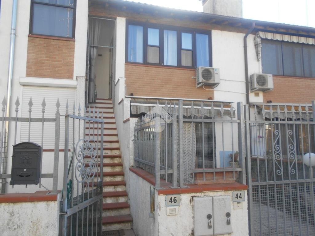 Trilocale Via B. Castiglia, Comacchio - foto 1