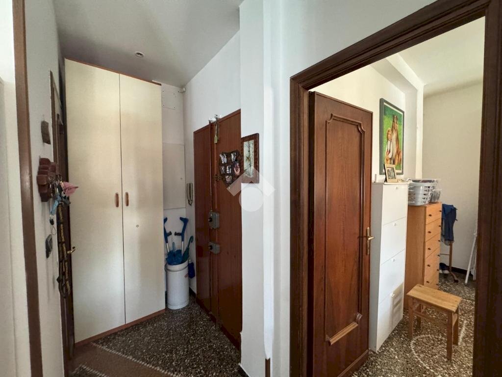 Trilocale Lungotorrente Secca, Genova (zona Bolzaneto) - foto 2