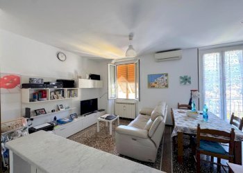 Trilocale Lungotorrente Secca, Genova (zona Bolzaneto) - foto 3