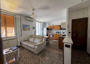 Trilocale Lungotorrente Secca, Genova (zona Bolzaneto) - foto 4
