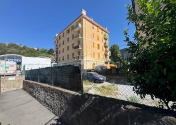 Trilocale Lungotorrente Secca, Genova (zona Bolzaneto) - foto 19
