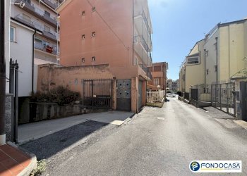 Foto 20 - Box Via Giordano
 
8, Loano - foto 20