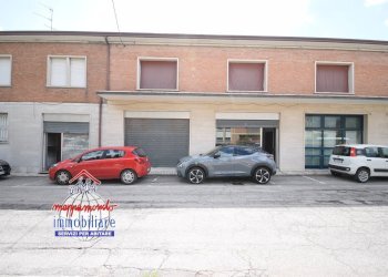 Foto 5 - Commercial Premises VIA DOSSO DOSSI
1, Voghiera - photo 5