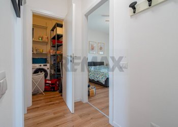 Hall / corridoio - Trilocale via Arluno
 
8, Pogliano Milanese - foto 18