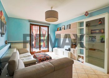 Soggiorno - Villa a Schiera Bartolomeo Scappi
 
7b, Dumenza - foto 4