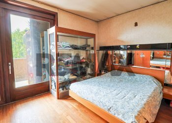 Camera / camera da letto - Villa Via Campagnetta
 
10, Castelveccana - foto 6