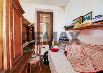 Camera / camera da letto - Villa Via Campagnetta
 
10, Castelveccana - foto 10