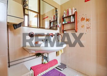 Bagno - Appartamento Via Fratelli Martiri Zampori
 
6, Castelveccana - foto 22