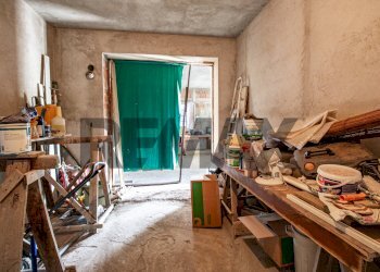 Dispensa di stoccaggio - Quadrilocale Via Campagnetta
 
10, Castelveccana - foto 7