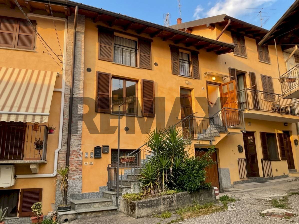 Edificio all\'aperto - Trilocale Via G. Prati
 
17, Varese - foto 1