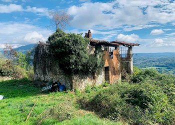 Casa all\'aperto - Rustico Via Montenero
 
SNC, Caravate - foto 8
