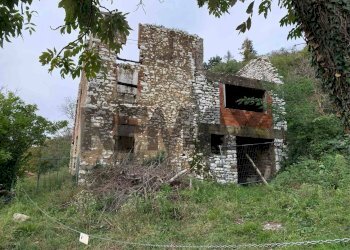 Casa all\'aperto - Rustico Via Montenero
 
SNC, Caravate - foto 16