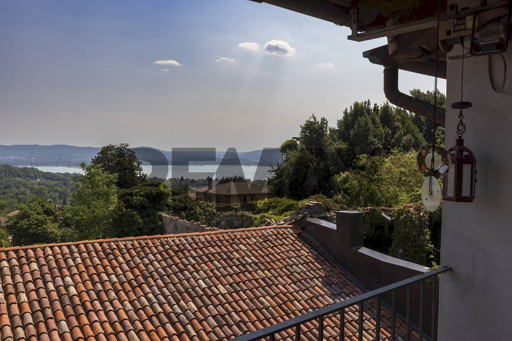 Terrazza - Trilocale Via Alemagna
 
7, Barasso - foto 1
