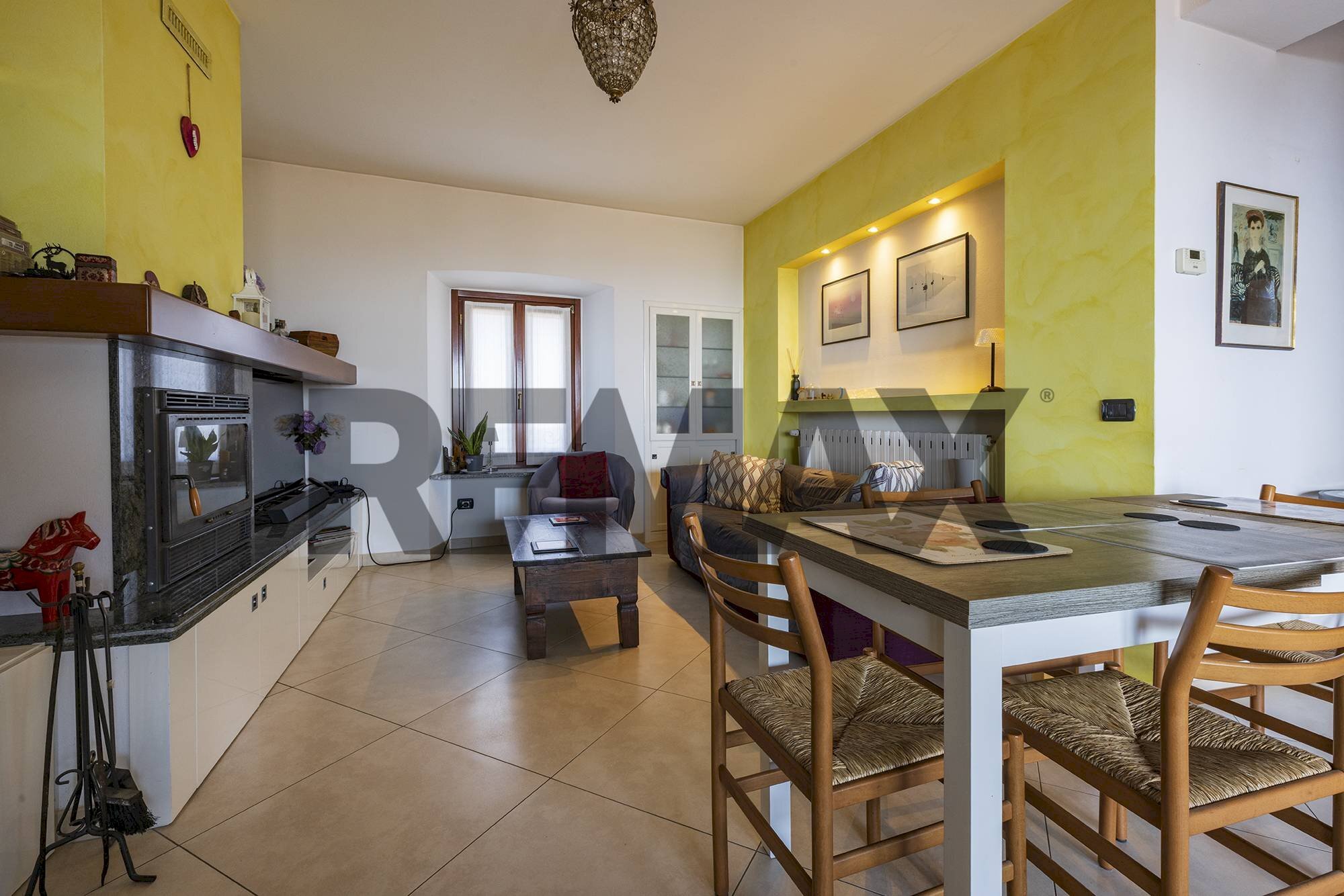 Sala da pranzo - Trilocale Via Alemagna
7, Barasso - foto 3