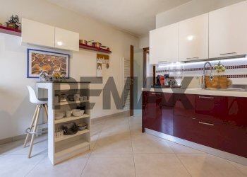 Cucina - Trilocale Via Alemagna
 
7, Barasso - foto 8