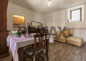 Sala da pranzo - Trilocale Via Alemagna
 
7, Barasso - foto 23