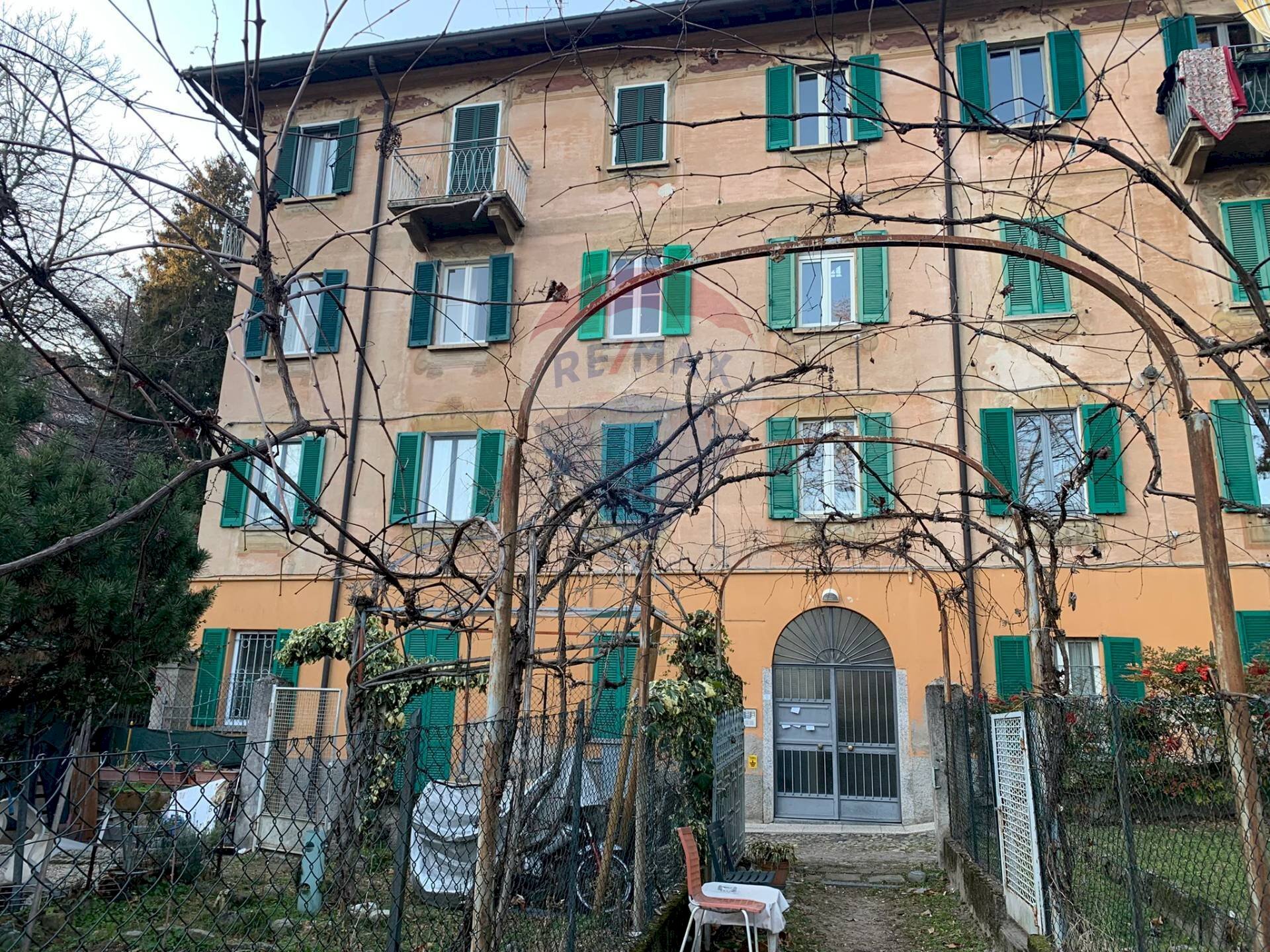 Edificio all\'aperto - Bilocale Via Robarello
 
24, Varese - foto 1