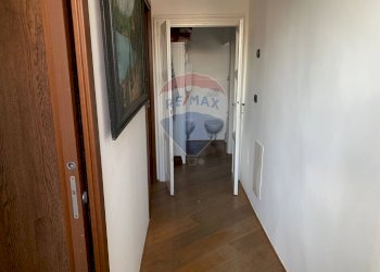 Hall / corridoio - Bilocale Via Robarello
 
24, Varese - foto 10