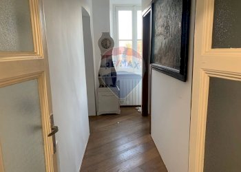 Hall / corridoio - Bilocale Via Robarello
 
24, Varese - foto 15
