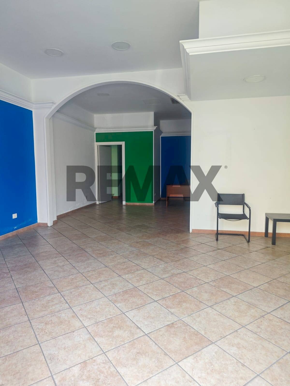 Stanza vuota - Ufficio Via Etnea
218, Tremestieri Etneo - foto 3