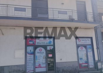 Edificio all\'aperto - Ufficio Via Etnea
218, Tremestieri Etneo - foto 1
