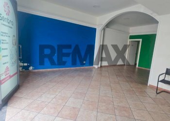 Stanza vuota - Ufficio Via Etnea
218, Tremestieri Etneo - foto 2